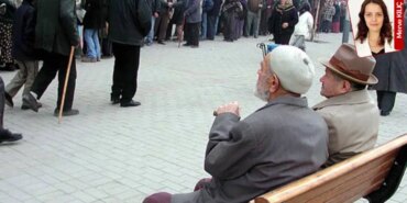 cumhur-ittifakinda-emekli-maasi-cikmazi-akp-ve-mhp-kulislerinde-rahatsizlik-buyuyor-Q1LFRGpa.jpg