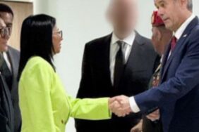 venezuelanin-yeni-baskani-ile-cia-direktoru-el-sikisti-1cceStGx.jpg