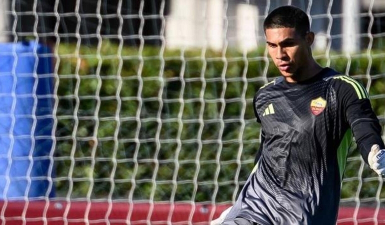 besiktas-transferin-son-gununde-bombalari-bir-bir-patlatiyor-kaleci-de-tamam-CEazG38E.jpg