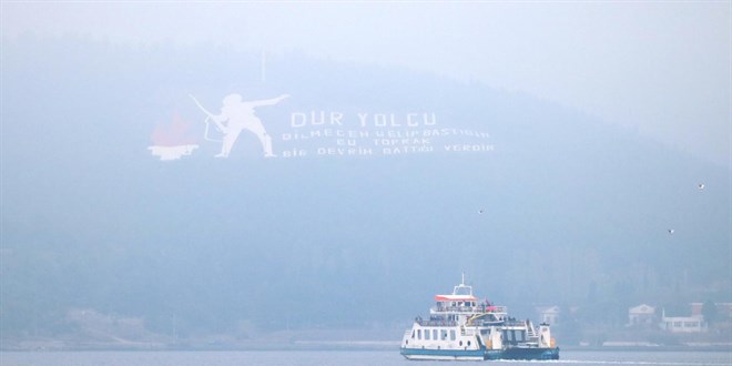 canakkale-bogazi-transit-gemi-gecislerine-kapatildi-lzRN6aDZ.jpg