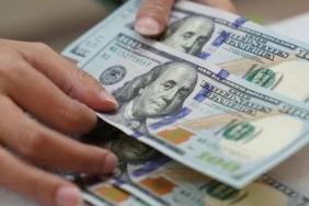 dolar-rekor-kirdi-piyasalarda-tedirginlik-suruyor-7OKQrdOd.jpg