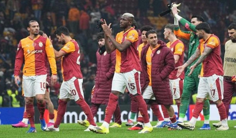 galatasarayin-avrupa-kadrosu-aciklandi-yeni-transfer-yok-ZfSHnEPS.jpg