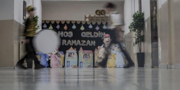 ramazan-coskusuna-pranga-egitimisten-28-subatvari-dayatma-mebin-talimatini-cigneyin-FOtileEy.jpg