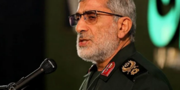 iran-hainini-ariyor-gozler-surekli-bir-sekilde-sag-cikan-komutanda-jUsvYRy5.png